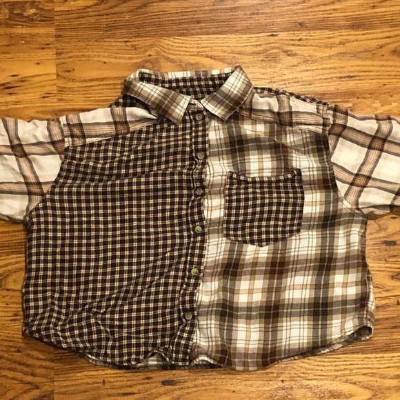 Cropped Flannel (Stitched) - Picture 2 of 4